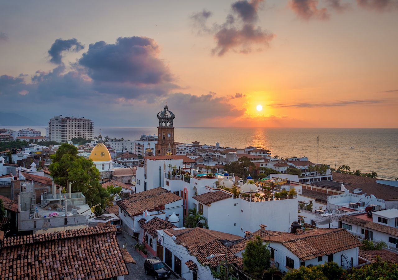 16 reasons you should NOT visit Puerto Vallarta after Hurricane Patricia