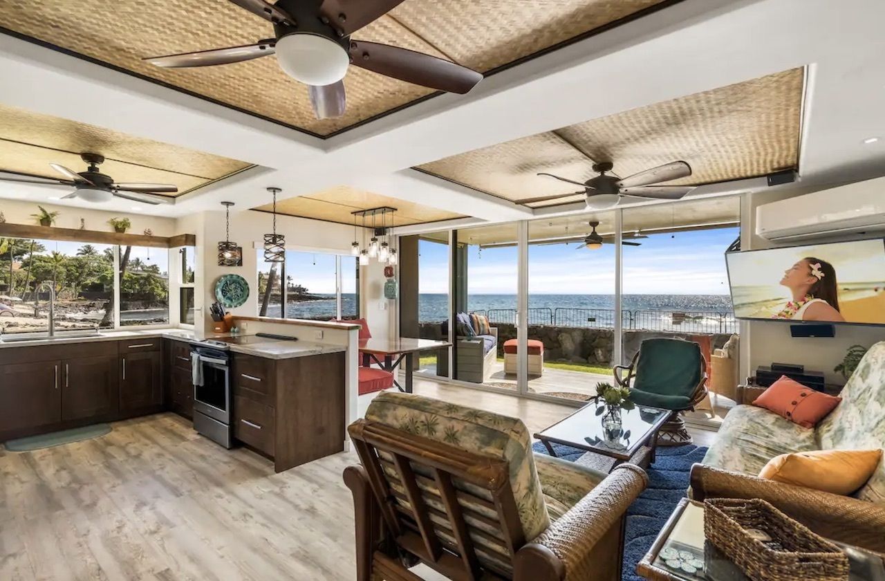 home on kona reef and beach, best airbnbs on the big island